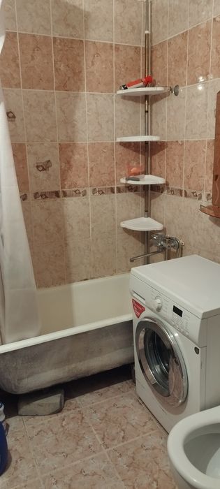 сдам 2 комнатную квартиру