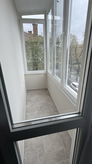 Дава се под наем Двустаен апартамент в Стара Загора, Център - 65 кв.м за 408 € - Снимка #13