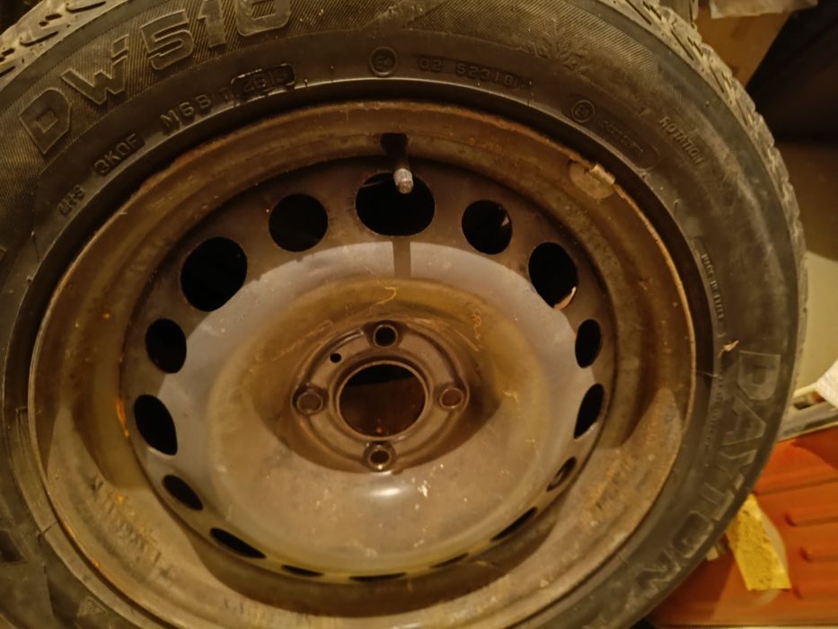 Зимни гуми с джанти Dayton DW510 205/55/16