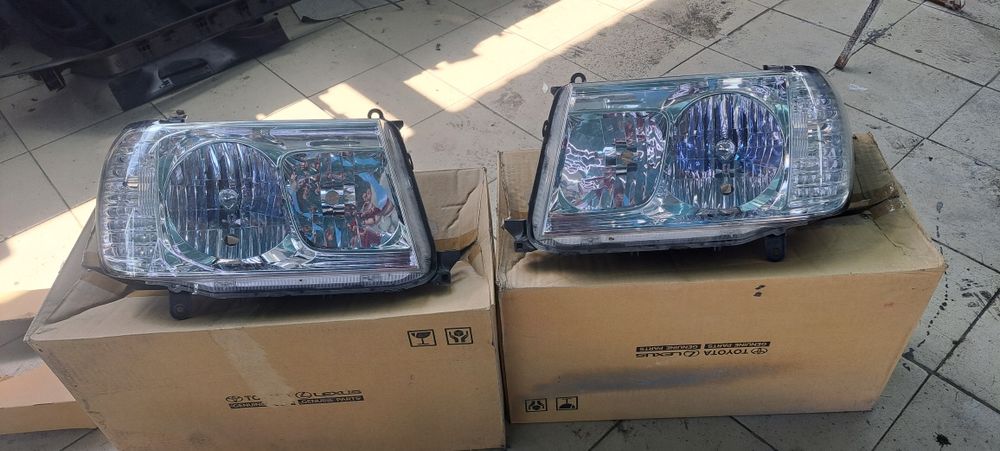 Фары на ленд крузер 100