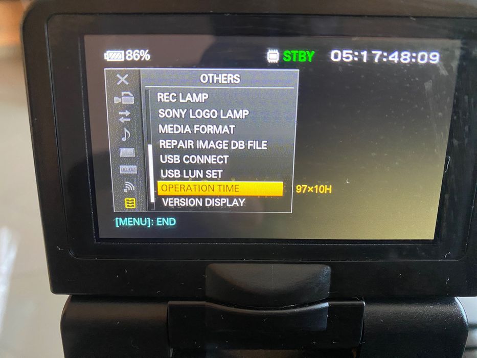 видеокамера Sony HXR-MC2500