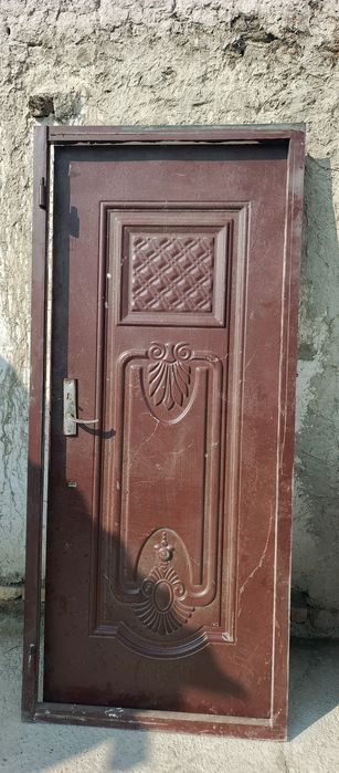Temir eshik sotiladi xolati alo