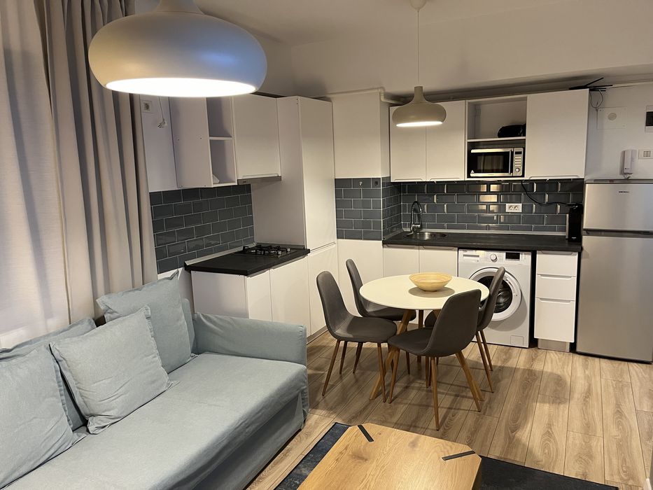 Se inchiriaza apartament 2 camere central Mamaia zona Iaki ,