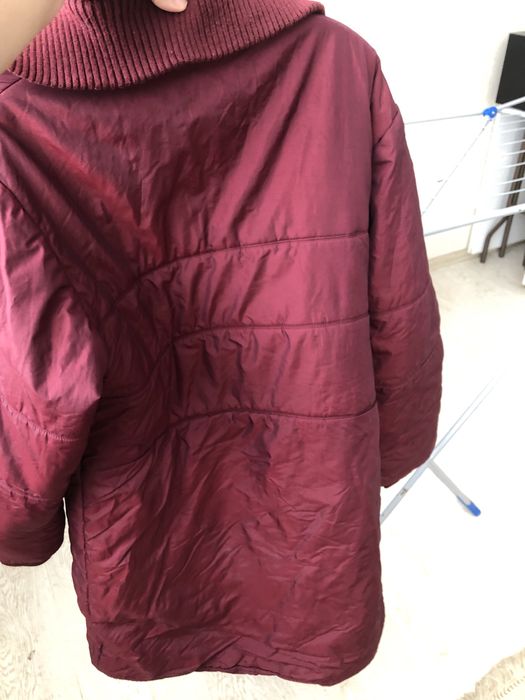 Продам куртку. В желтом цвете.