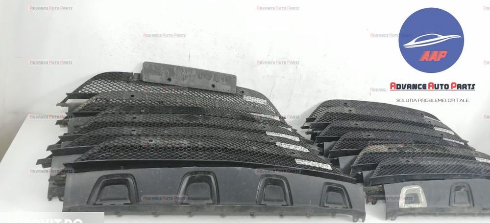 Долна централна решетка със сензори код A2538852400 - оригинална Мерце