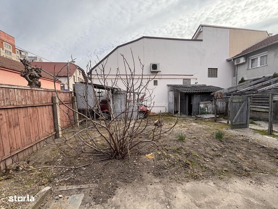 Casa cu dublu front in Cantemir – oportunitate excelenta pentru renova