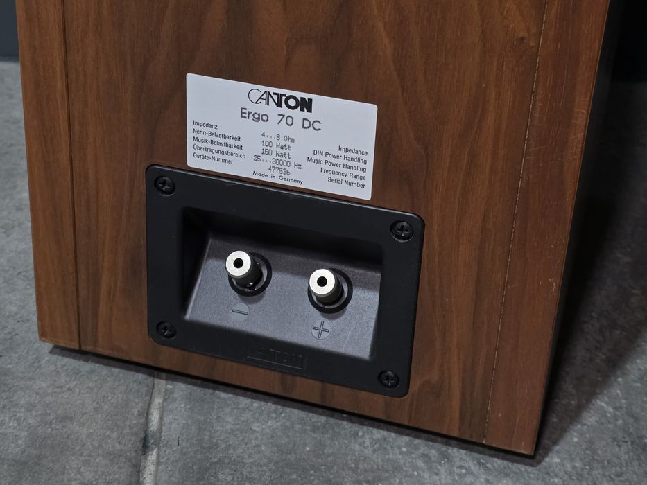 Boxe de podea CANTON ergo 70 DC, coloane, 3 cai, bass reflex , vintage hifi nuc