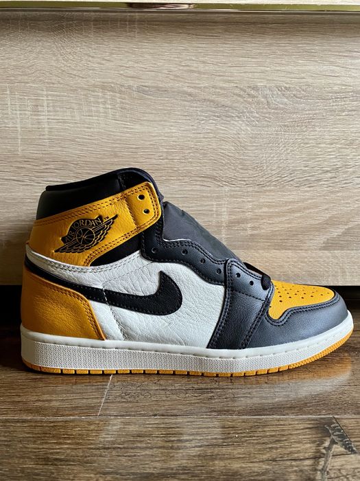 Nike Jordan 1 Taxi Yellow Toe