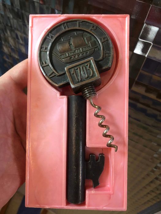 Различные Предметы Интерьера