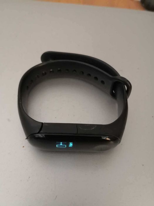 Фитнес гривна Huawei Band 3