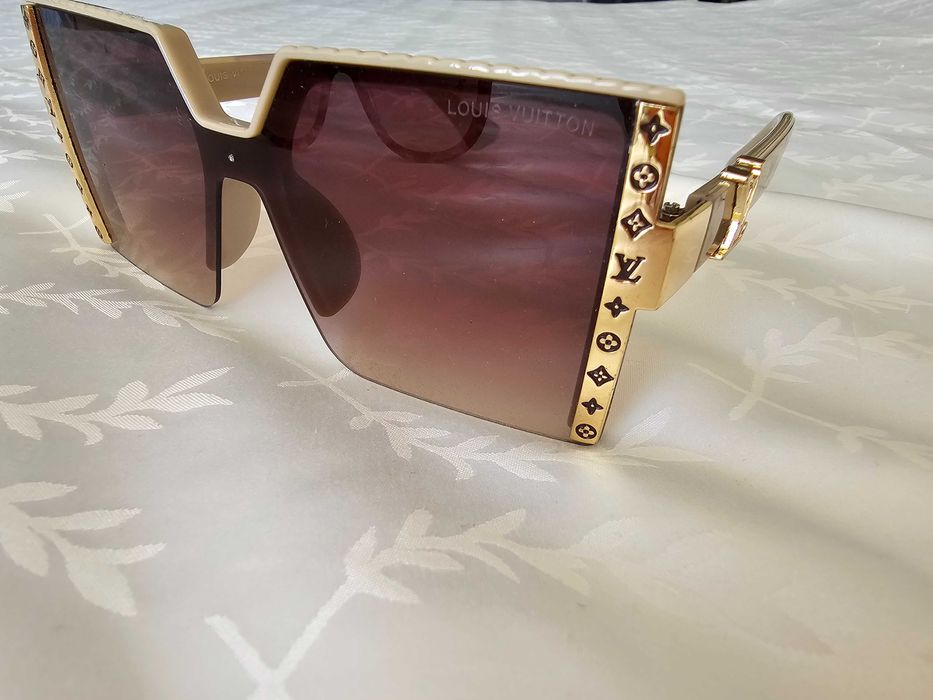 Дамски слънчеви очила