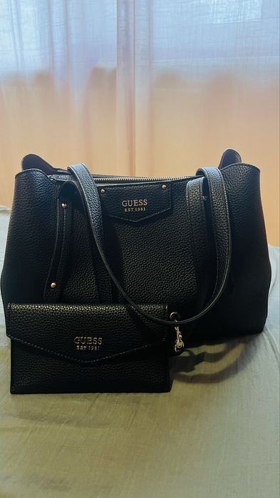 Дамска чанта Guess + портмоне