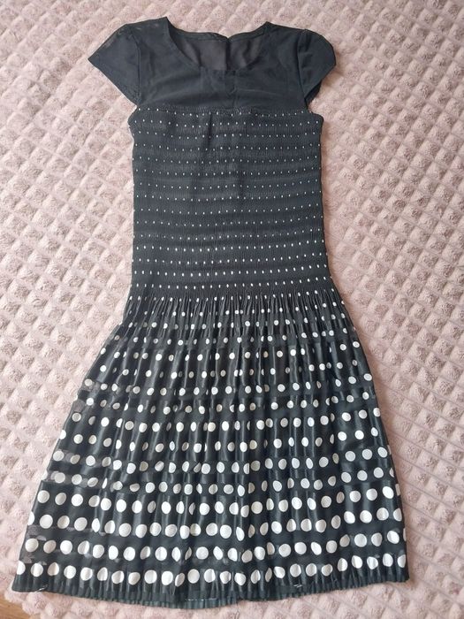 По 1.000 Продам   платья!