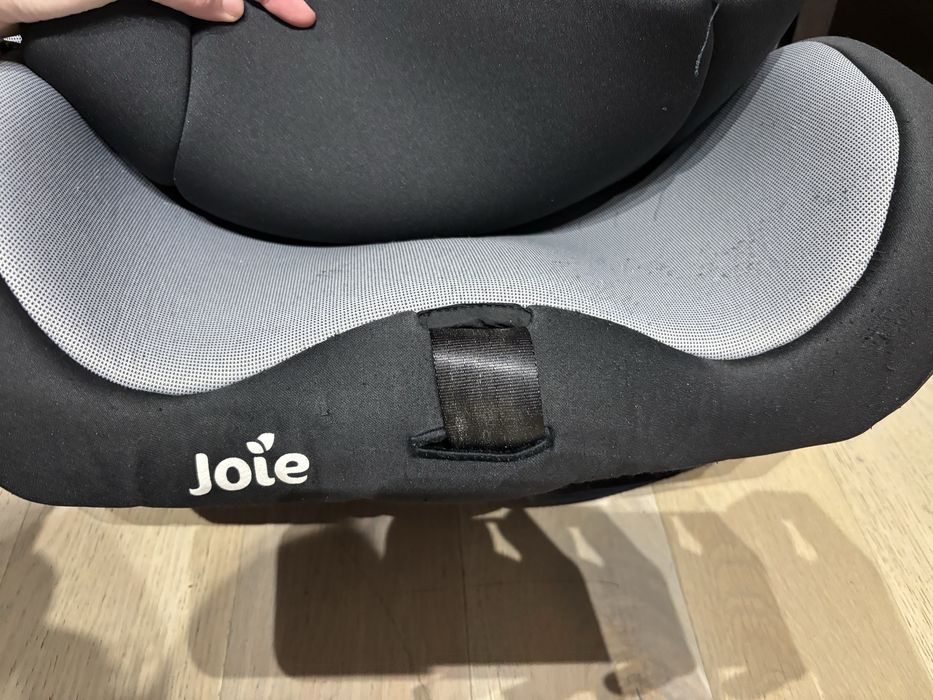 Scaun masina Joie cu isofix