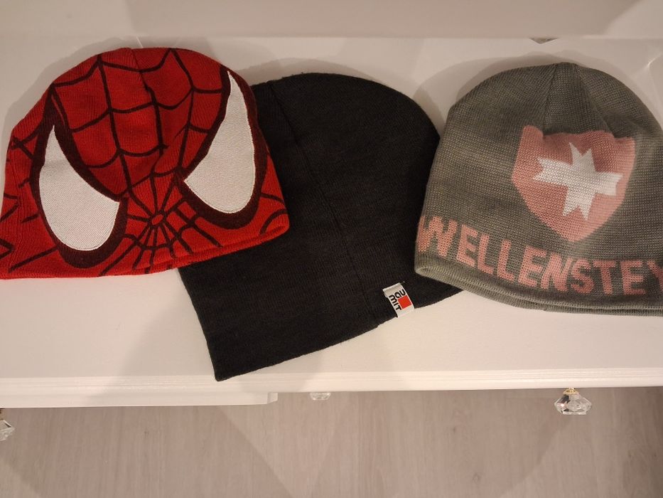 Vand Caciuli Groase Diverse Marci si Modele