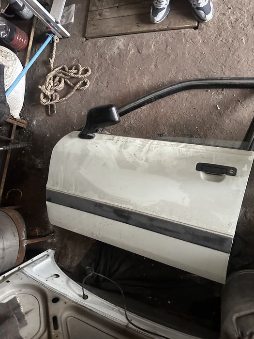 Продам запчасти на ауди