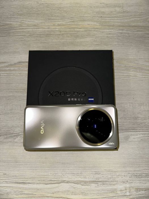 Vivo X200 Pro 16/512 GB