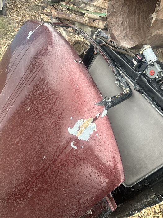 Капот ауди 100 с4