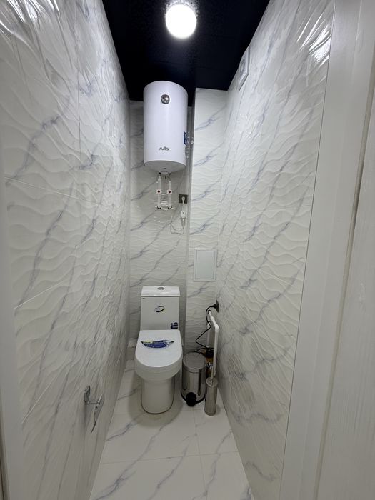 5 Mikrayon Shayx Bozorcha Oldida 2 xonalik 3 etaj Uy Sotiladi Srochni