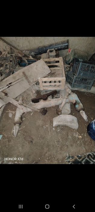 28 трактир сотилоди