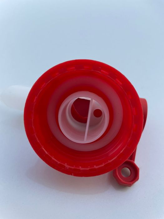 Кран крышка на канистру