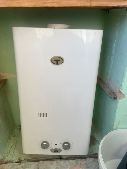 Газовый водонагриватель