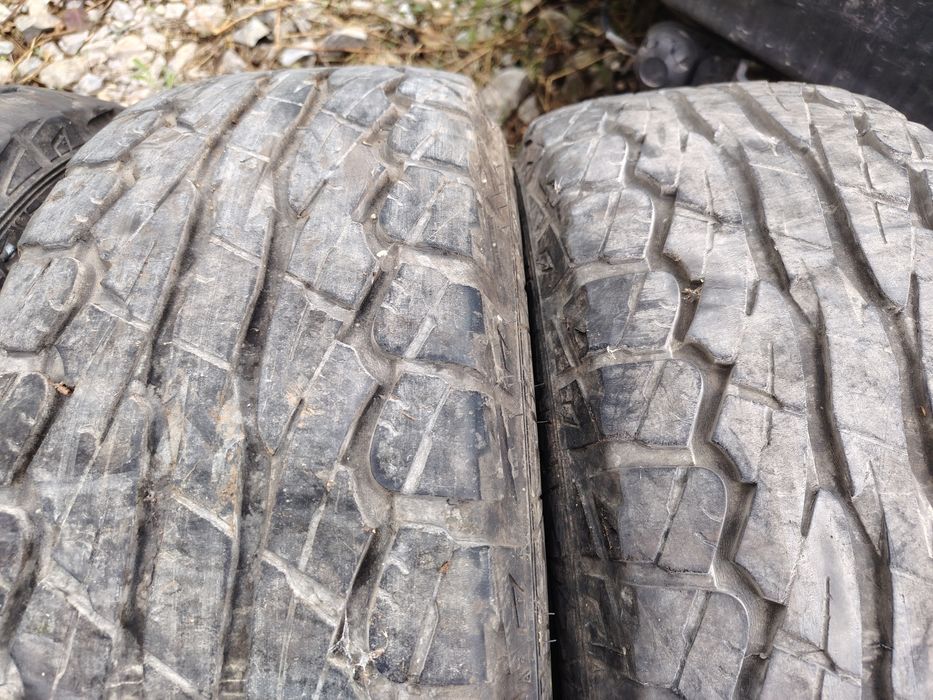 255 65 16 Falken wildpeak A/T