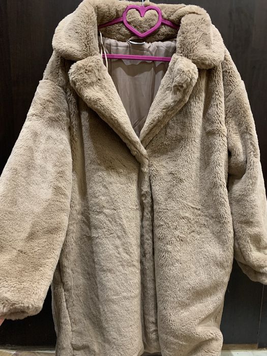Продавам яке Bershka и палто