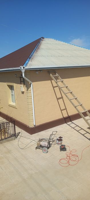 Покраска крыши резиновой краской