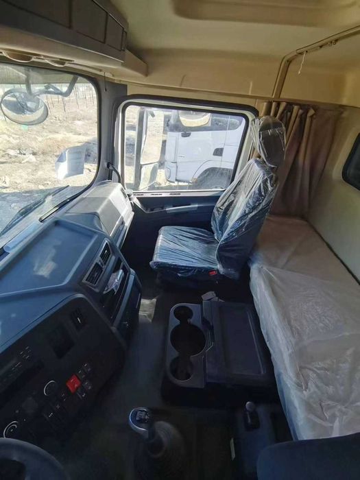 Самосвал X3000 Колесная формула 8X4