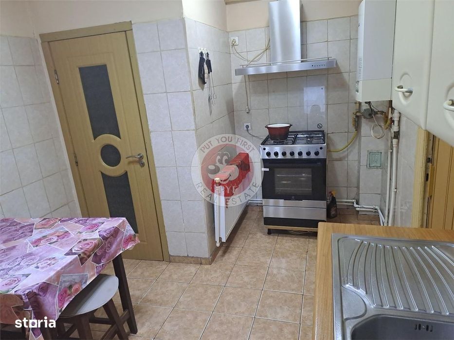 Ambasada Sloveniei | 2 camere in vila | 81 mp | semidecomandat