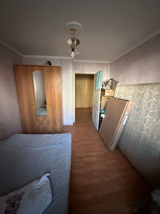 Продам 2 ком квартиру район 8 школы