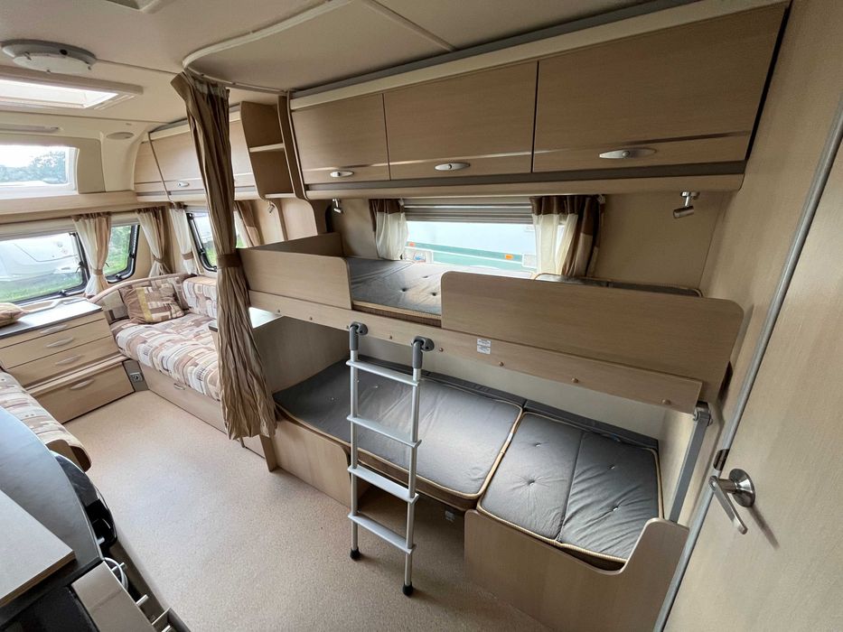 Rulota Swift Eccles Lux 2012 Neinmatriculata 5 locuri Alko ATC, Baie mare spate Cabina dus plastic Off camping Acumulator