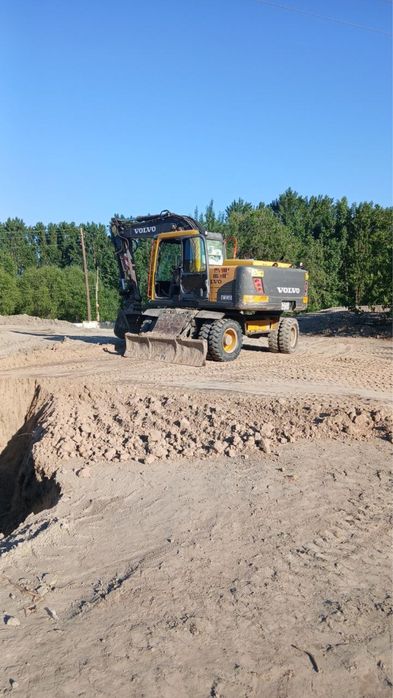 Volvo Ekskavatorz 145