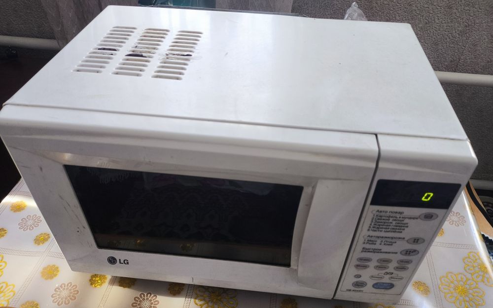 Продам микроволновку LG