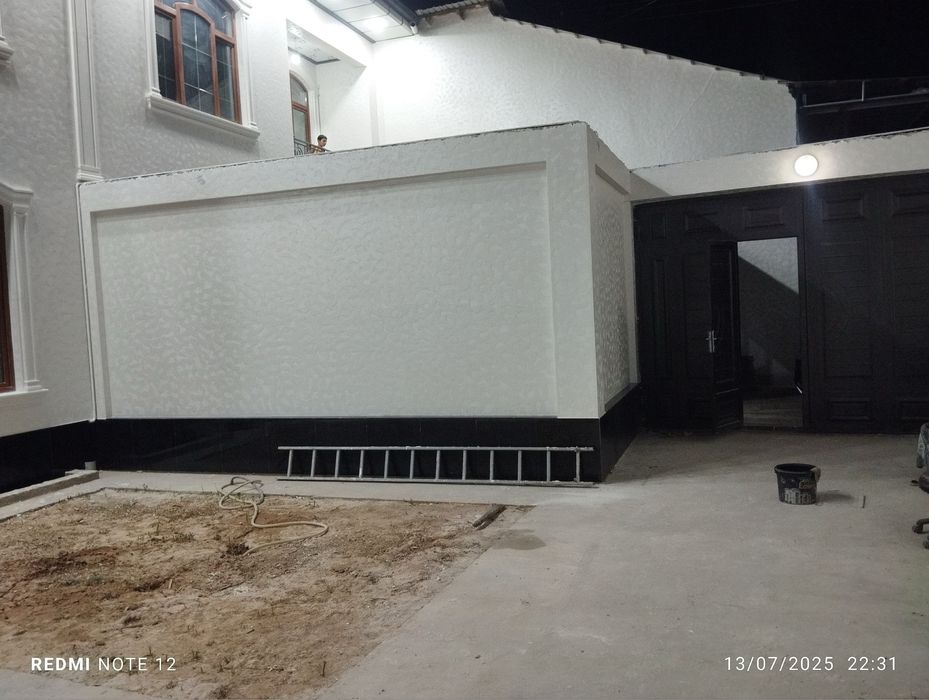 Келес Абдурахмоновда 2 та ховли