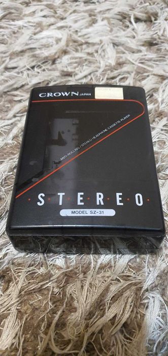 Vând walkman Crown Model SZ-31
