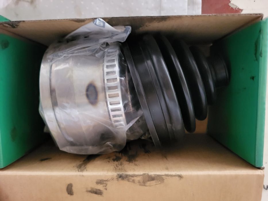 Продам запчасти на машину