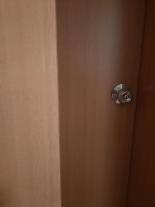 Интериорни врати