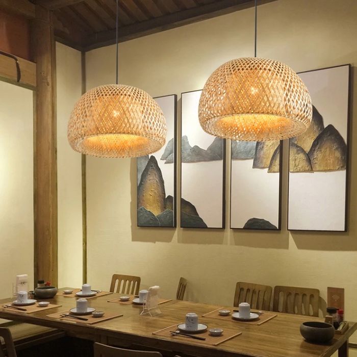 Люстра из ротанга