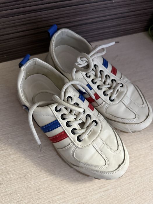 Колссовки для мальчика