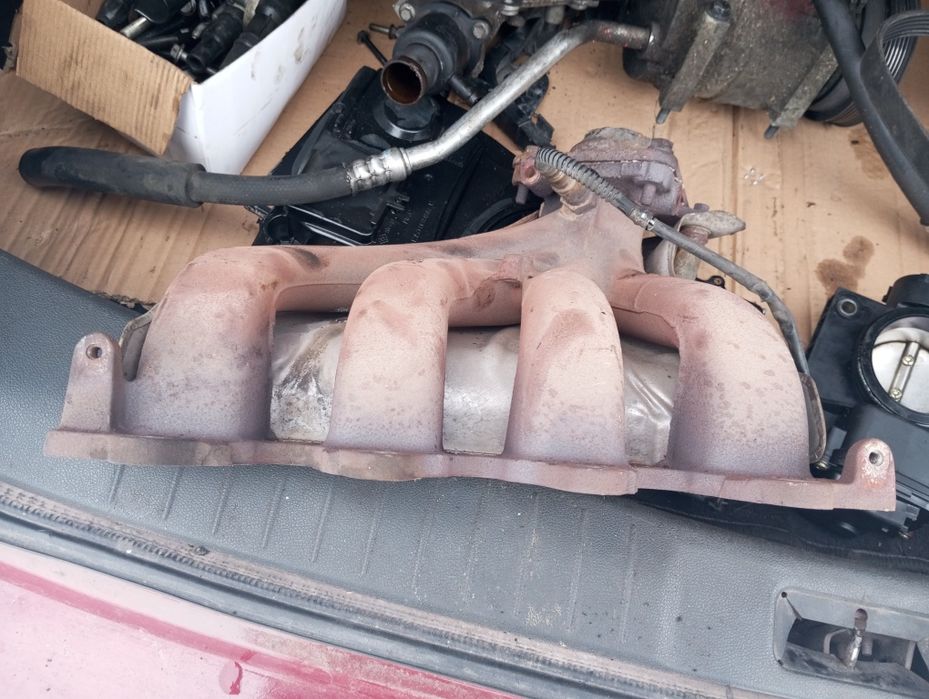 Продам навесное на двигатель К4М Рено.