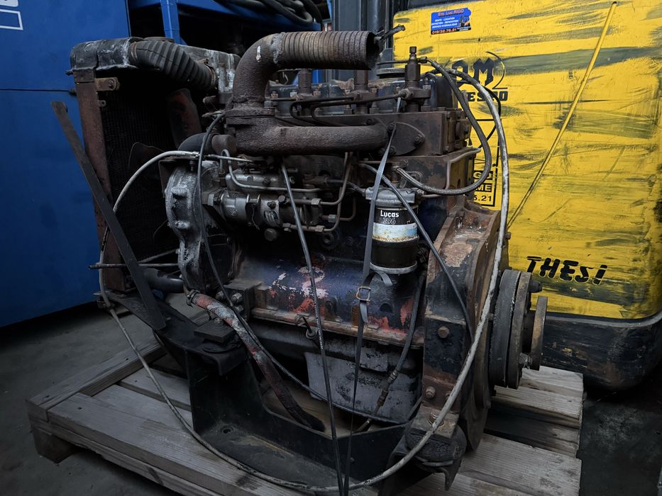 Motor Perkins 4.236 cu 4 cilindrii