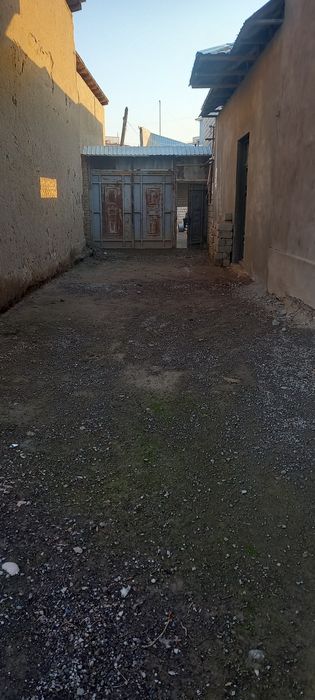 choshtepa uy sotiladi