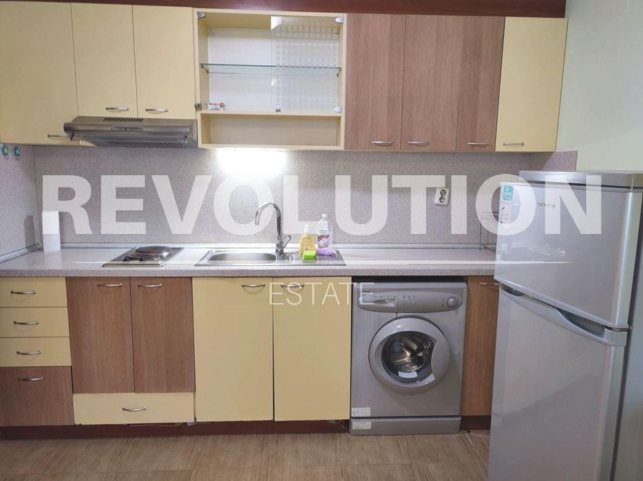 Дава се под наем Тристаен апартамент в Варна, ХЕИ - 75 кв.м за 650 € - Снимка #2