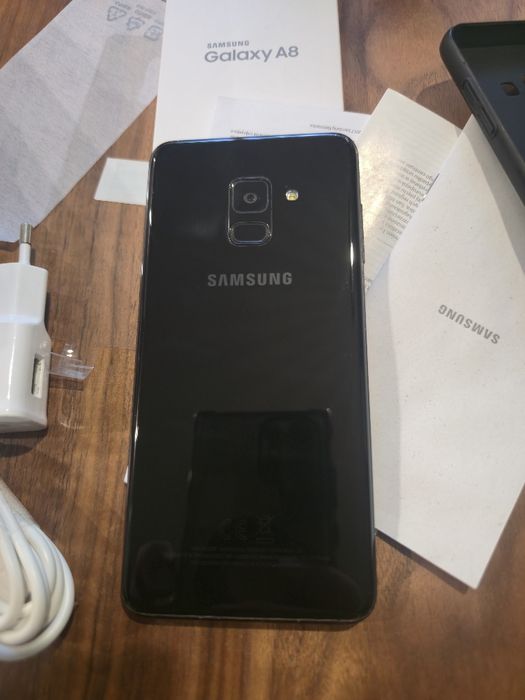 Samsung Galaxy A8 (Пълен комплект)