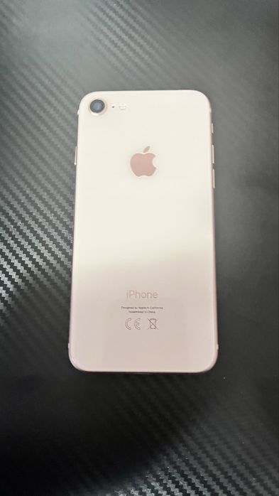 Iphone 8 fara zgarieturi