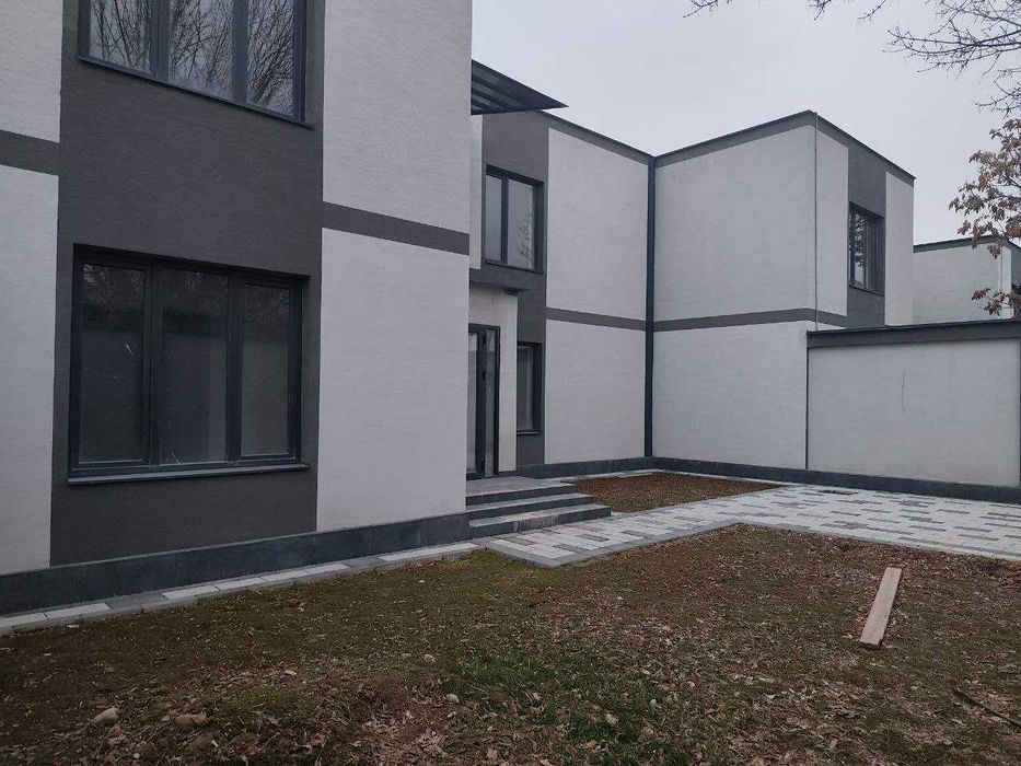 Продам коттедж на участке 2,7 сотых в Кибрайском районе.от ТТЗ 1 км.