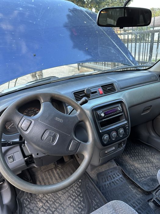 Honda CR-V 1. генерация | 1997 г. | 128 к.с. | Автоматик |Газов инжекцион. Продава се цяла,а не на части.