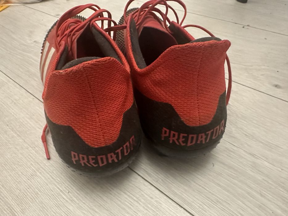 Футбольные бутсы(Адидас)